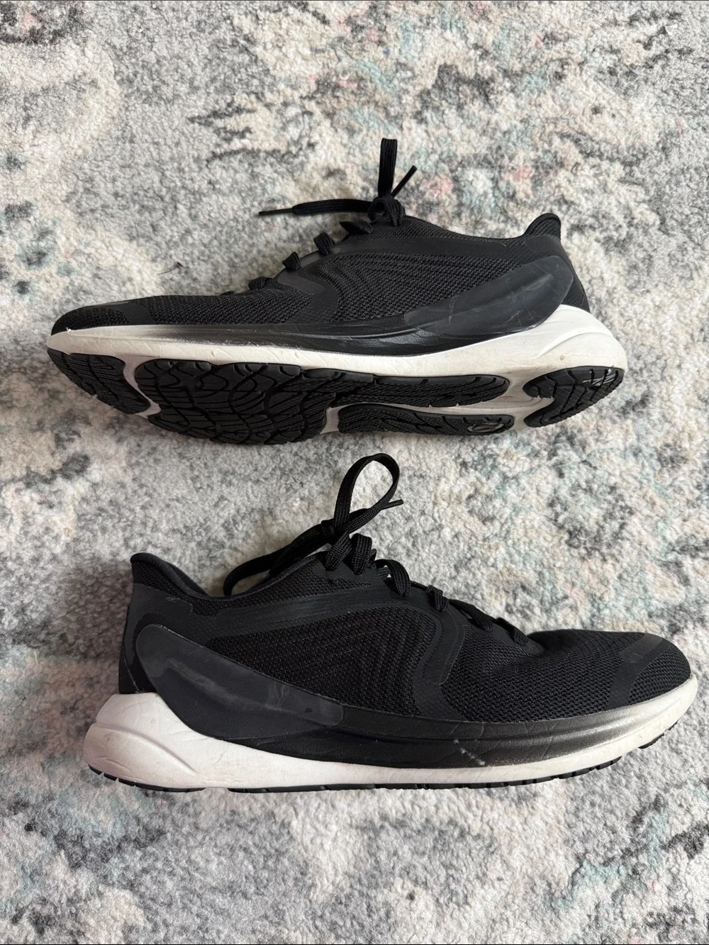 Lululemon Blissfeel 2 Womens Running Shoe